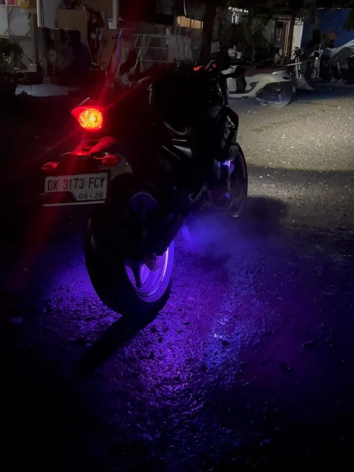 Yamaha XJ6 – 4